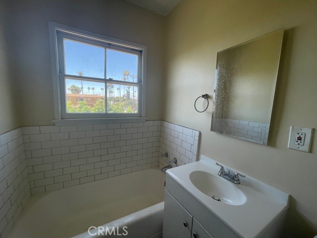 2018 W 39th Street Property Photo 17