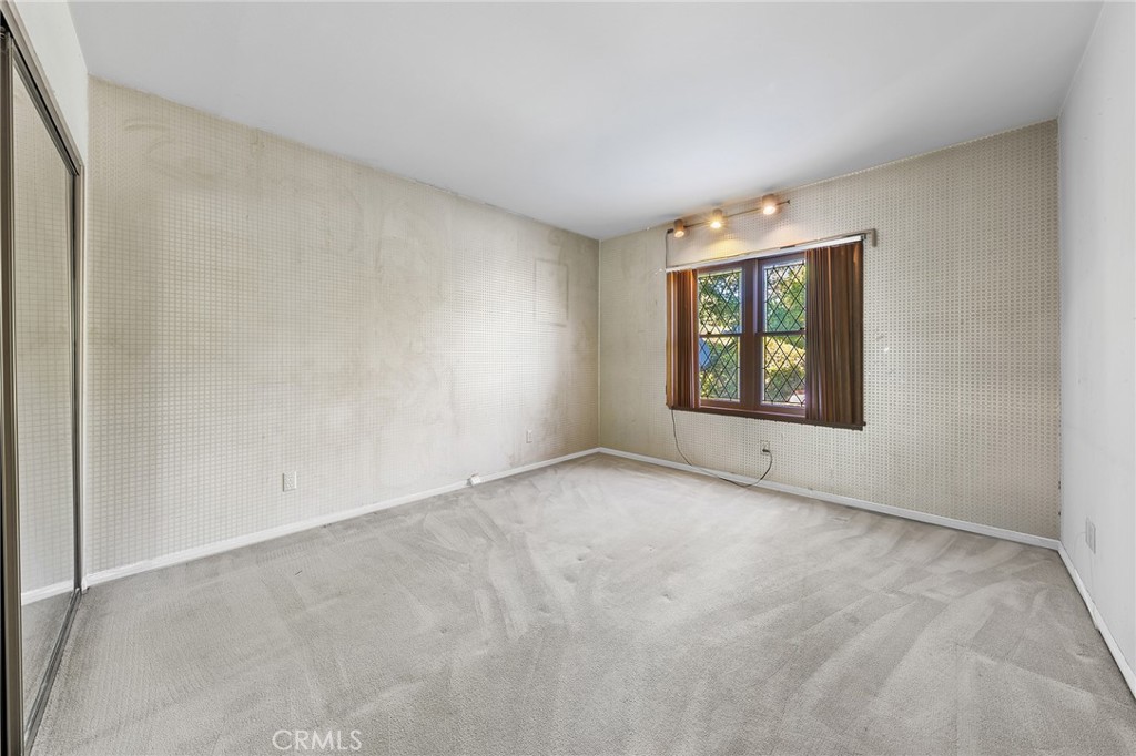 428 N Del Mar Avenue Property Photo 16