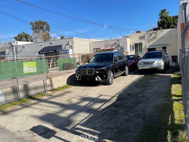 927 S San Gabriel Boulevard Property Photo 6