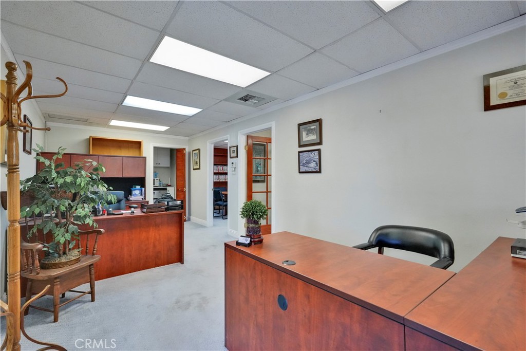 425 W Bonita Avenue Property Photo 5