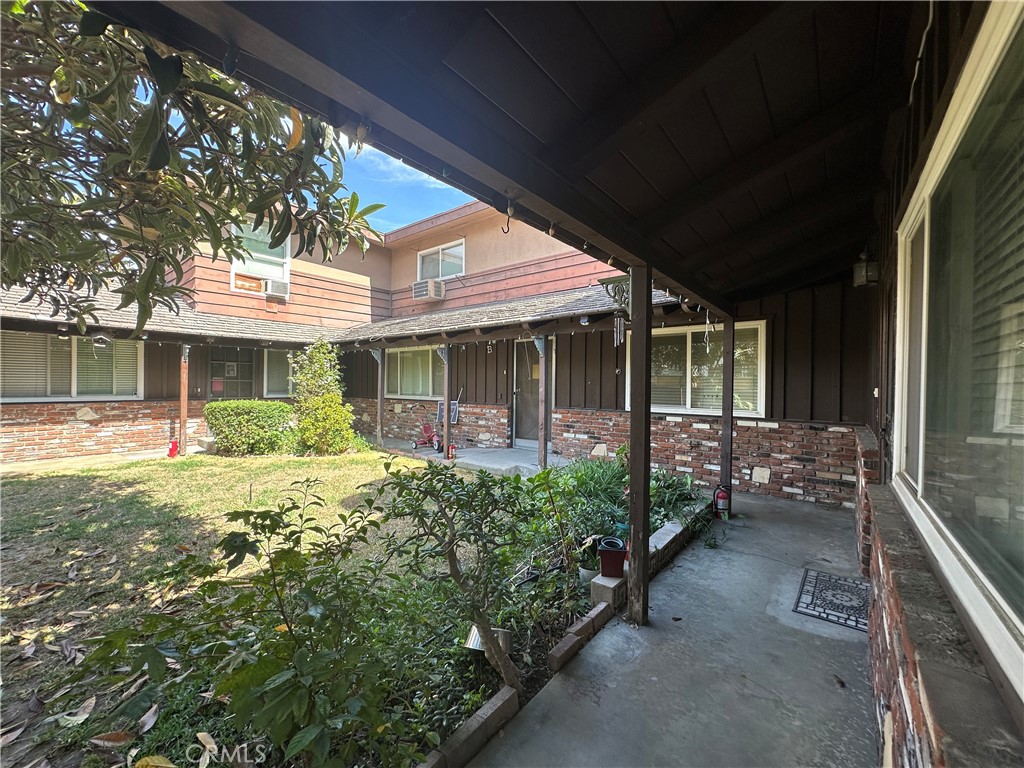 25 Fano Street Property Photo 3