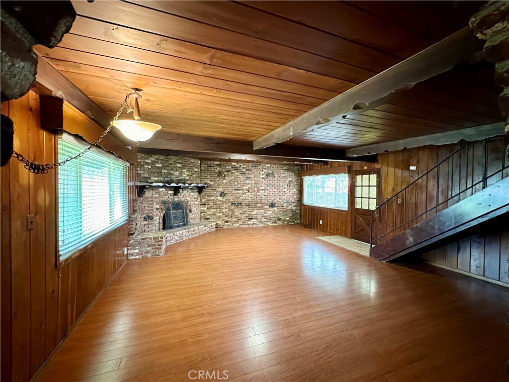 25 Fano Street Property Photo 6