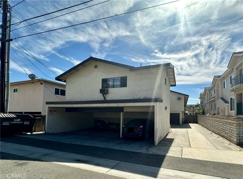 135 Diamond Street Property Photo 16