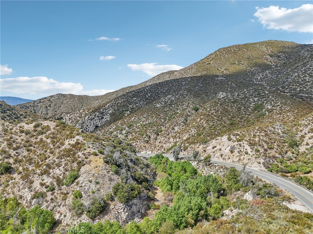 23070 Angeles Forest Property Photo 11