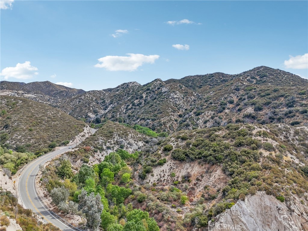 23070 Angeles Forest Property Photo 16