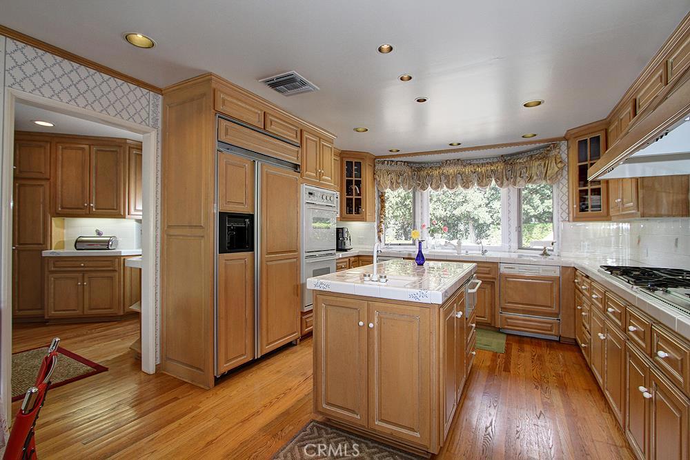 682 Deodar Lane Property Photo 7