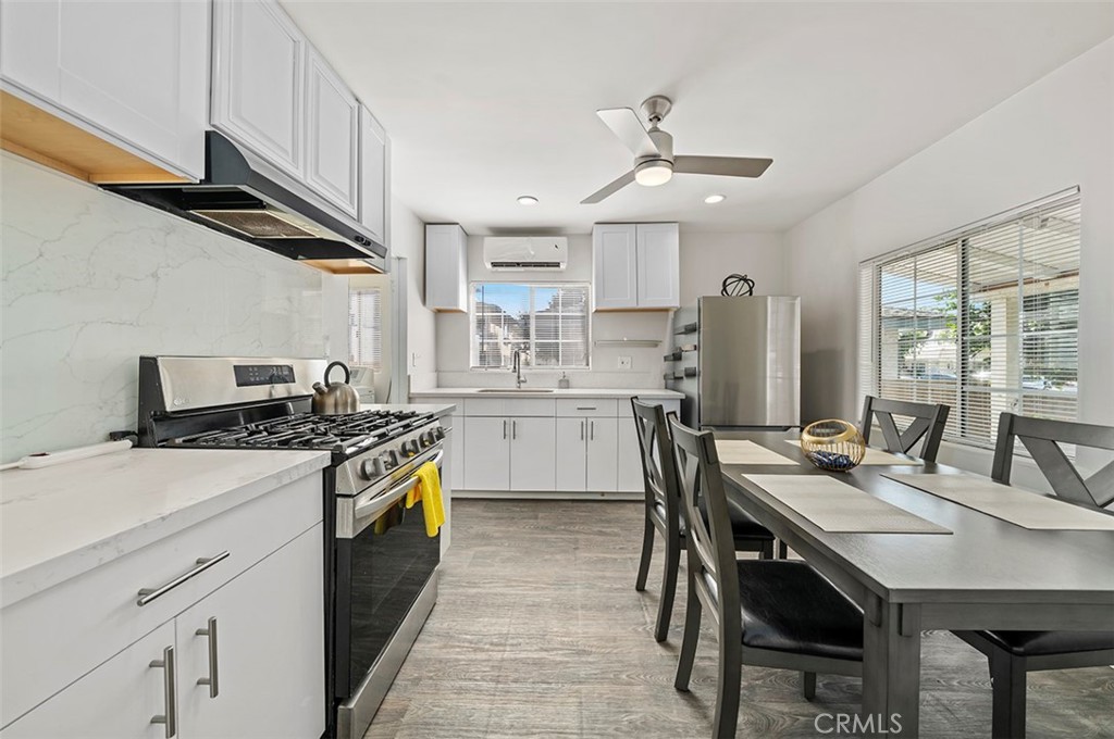 630 N Angeleno Avenue Property Photo 11