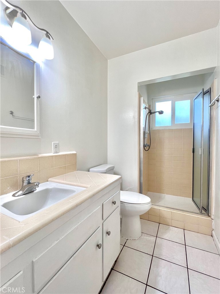 943 E Foothill Boulevard Property Photo 16