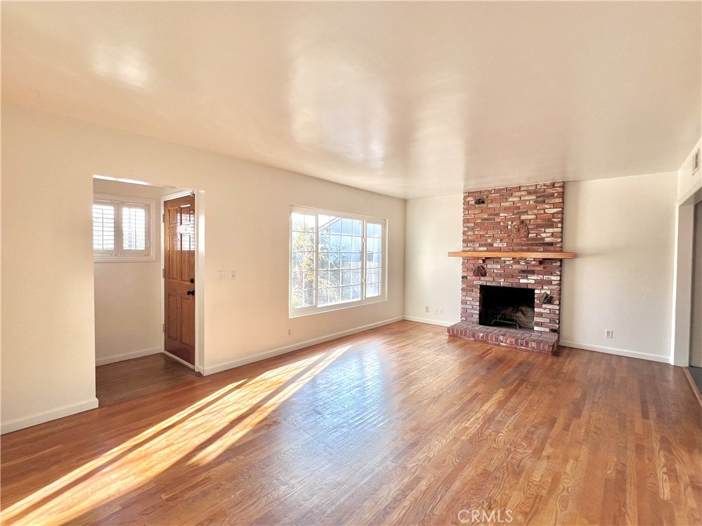 943 E Foothill Boulevard Property Photo 18