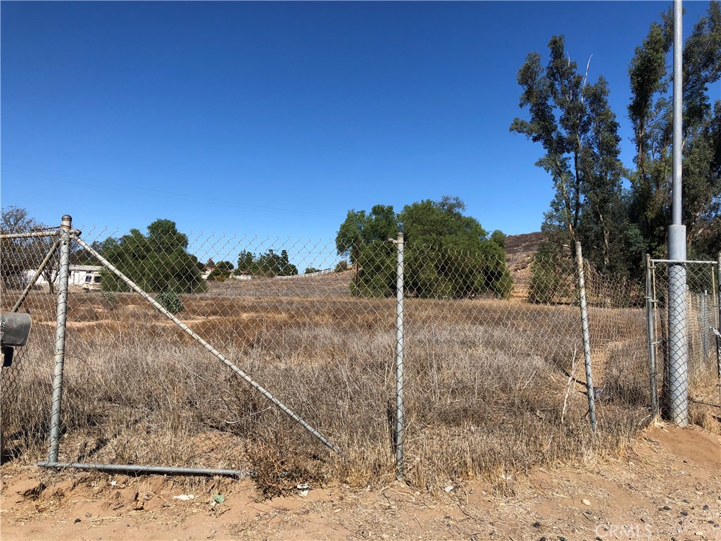 21026 Palomar Street Property Photo 15
