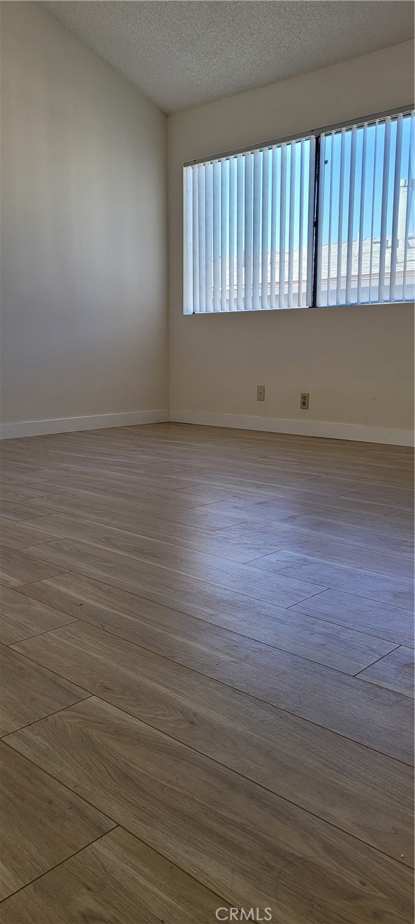 905 S 2nd Street D Property Photo 10