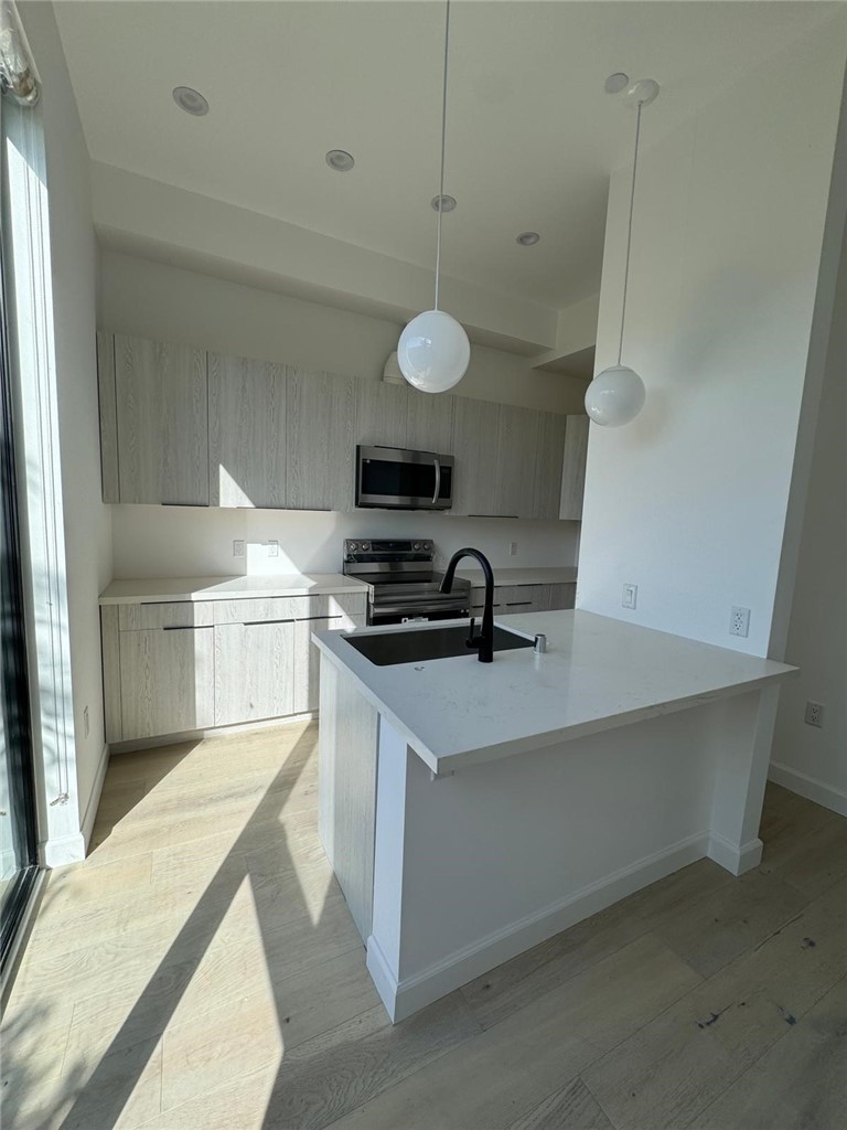 1244 Innes Avenue D Property Photo 6