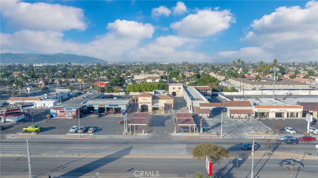 1027 N Hacienda Boulevard Property Photo 38