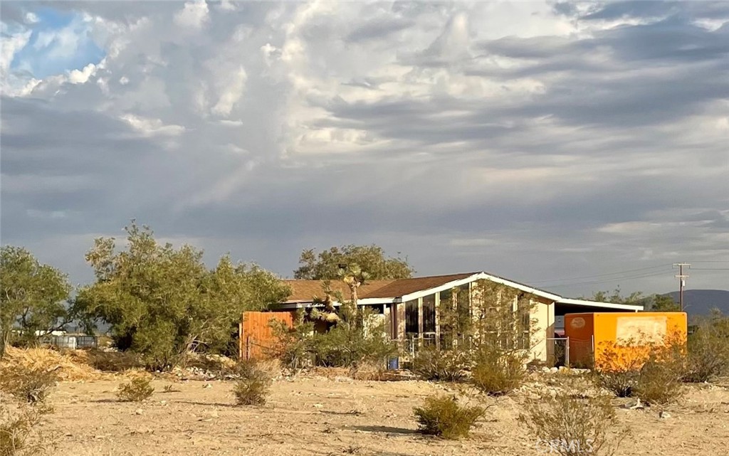 38013 Foothill Road Property Photo 2
