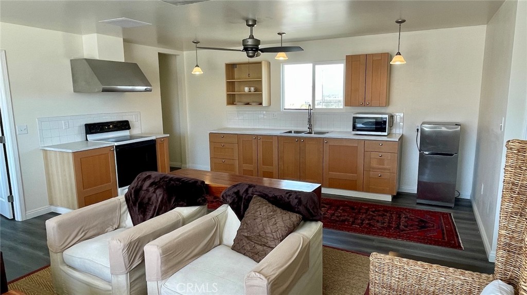 38013 Foothill Road Property Photo 12