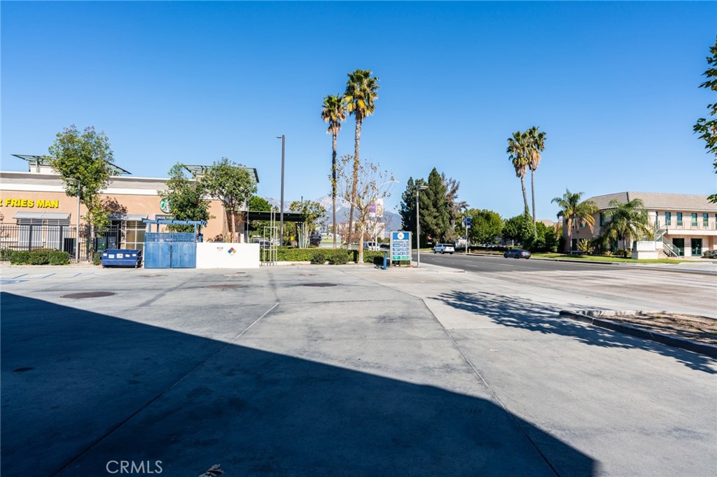 101 N Vineyard Avenue Property Photo 45