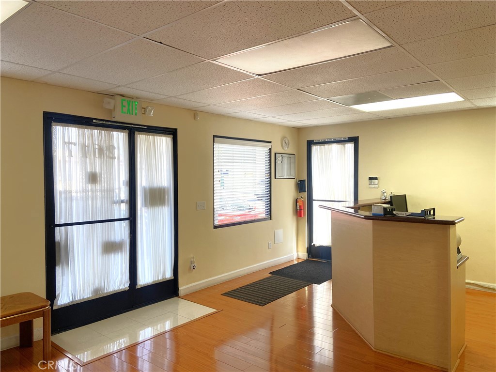 2617 W Beverly Boulevard Property Photo 5