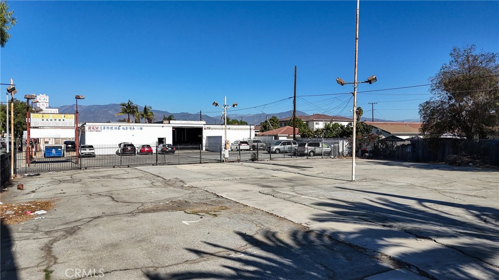 3156 San Gabriel Boulevard Property Photo 7