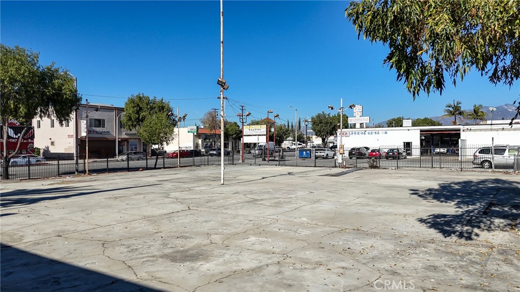 3156 San Gabriel Boulevard Property Photo 8