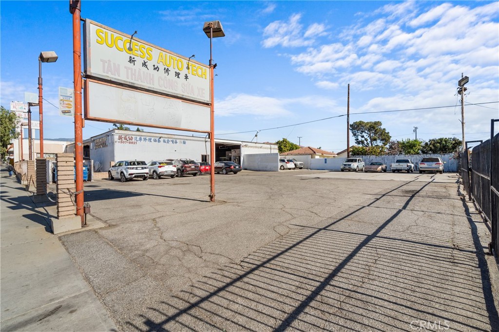 3156 San Gabriel Boulevard Property Photo 10