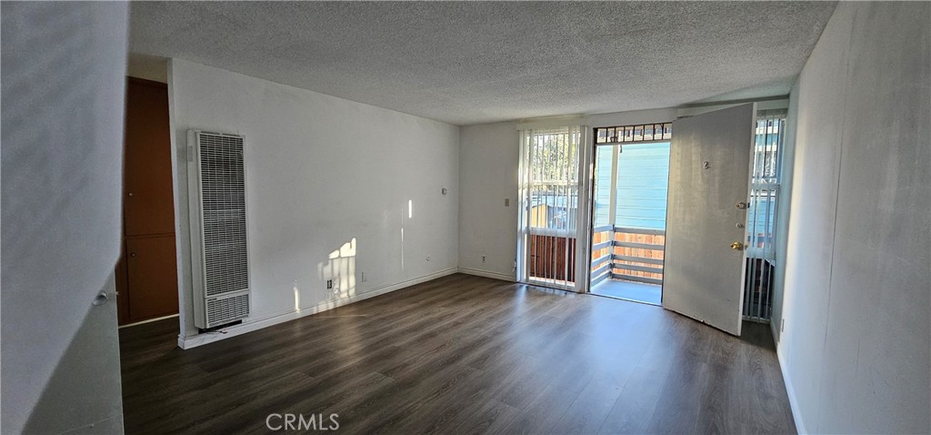 1146 S Berendo Street Property Photo 16
