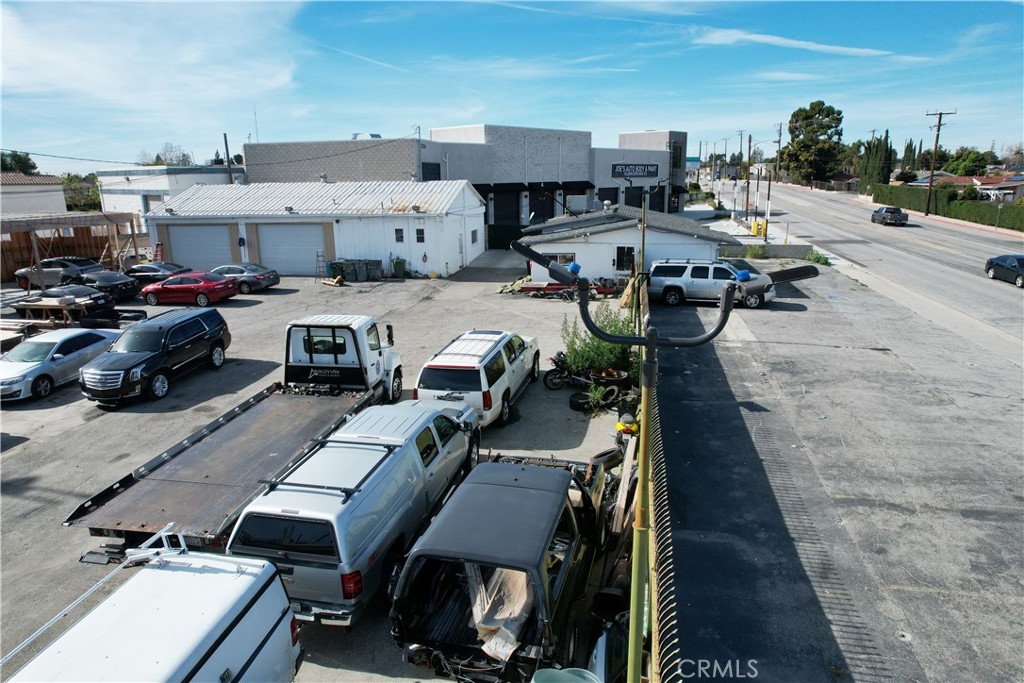 9350 Lower Azusa Road Property Photo 2