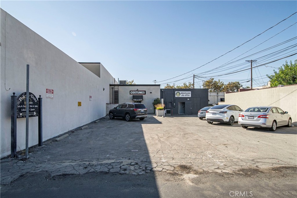 115 E Huntington Drive Property Photo 32