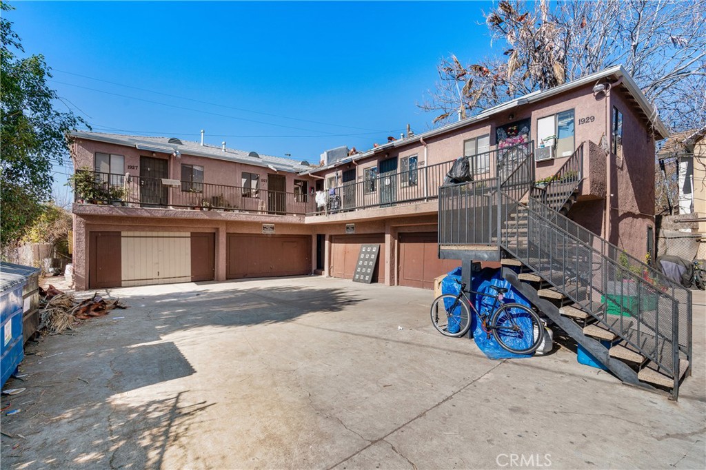 1927 Griffin Avenue Property Photo 9