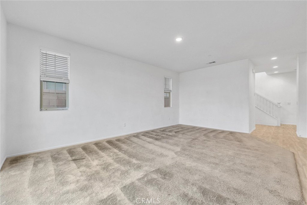 5327 Novara Avenue Property Photo 10