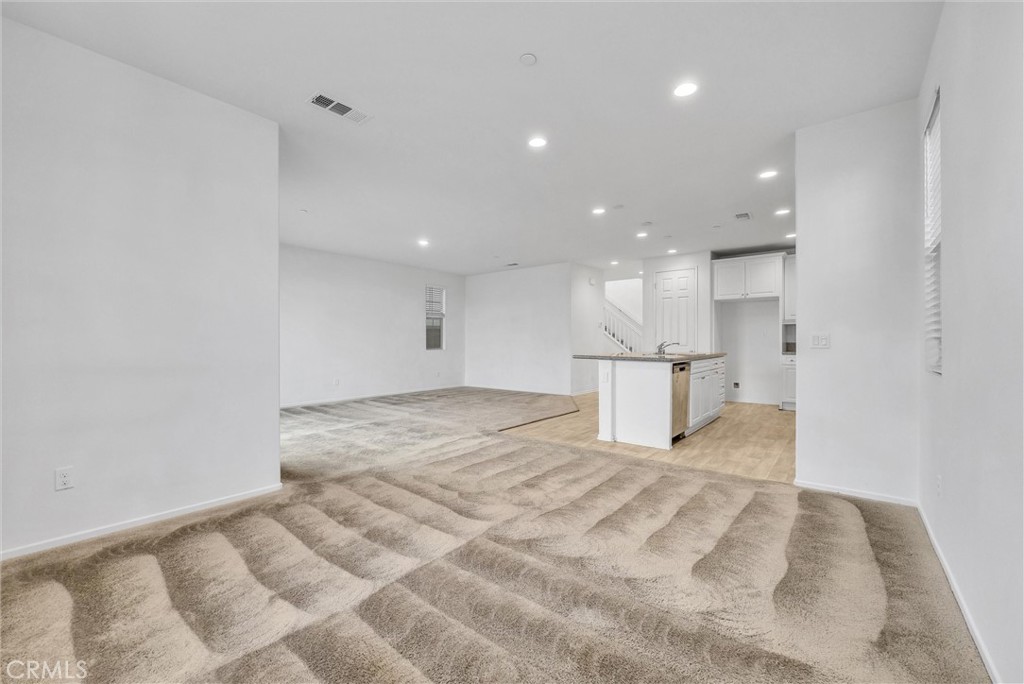 5327 Novara Avenue Property Photo 13