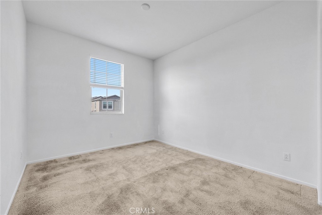 5327 Novara Avenue Property Photo 23