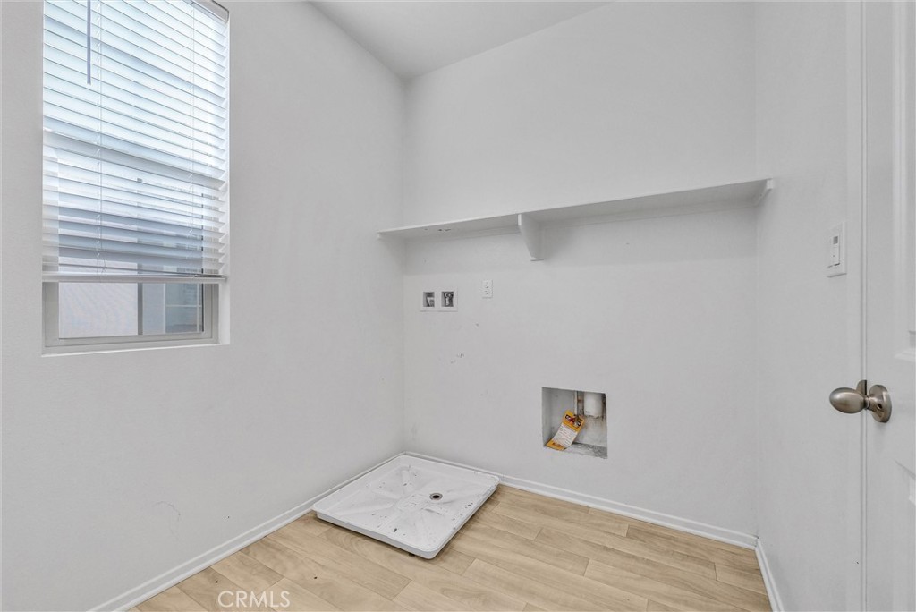 5327 Novara Avenue Property Photo 28