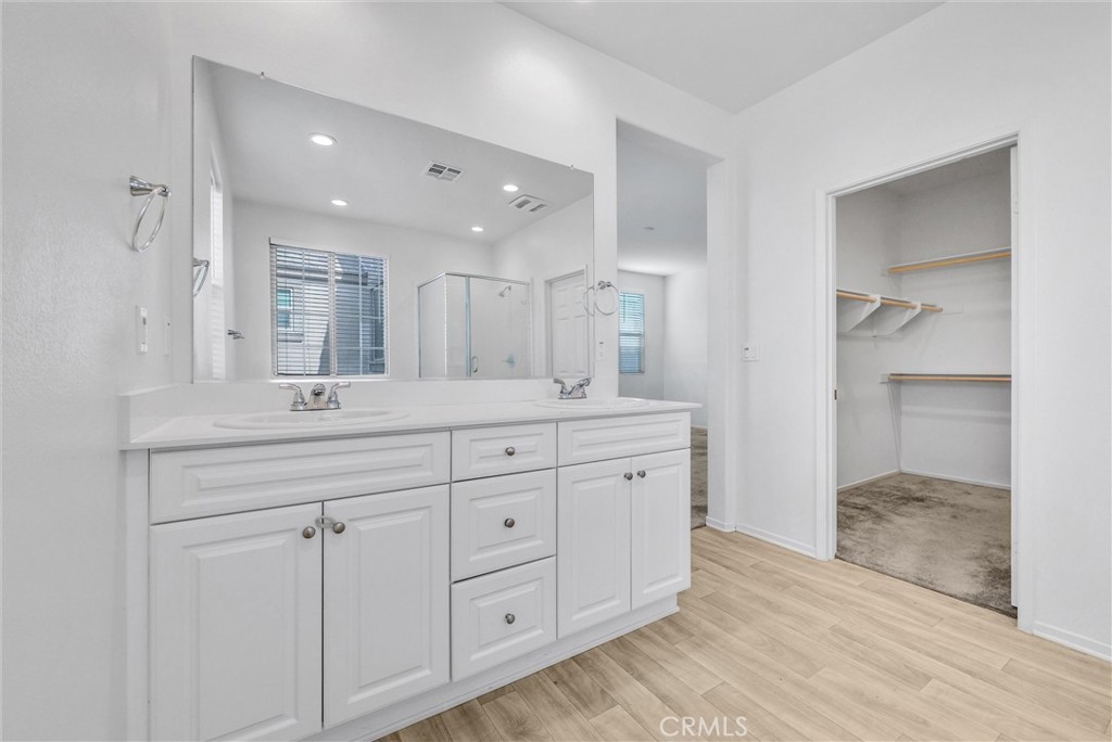 5327 Novara Avenue Property Photo 32