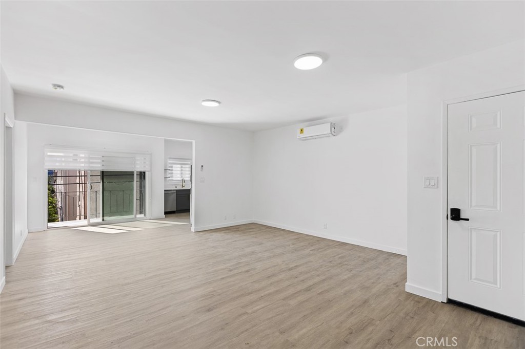 1063 Justin Avenue Property Photo 12
