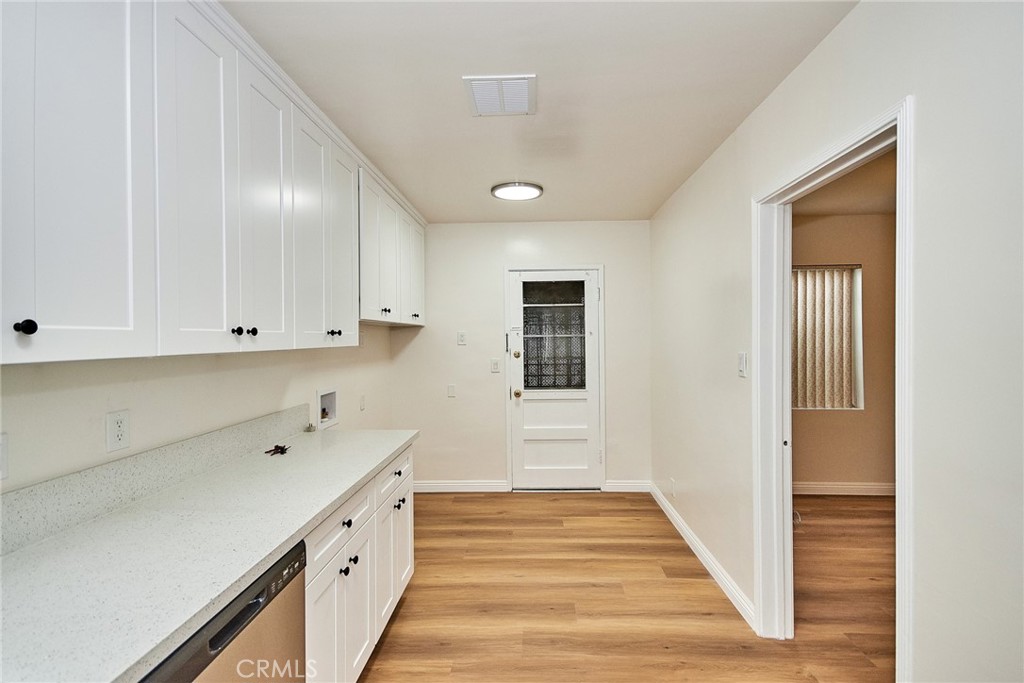1404 Violeta Drive Property Photo 8