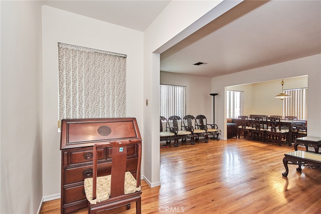 1404 Violeta Drive Property Photo 15