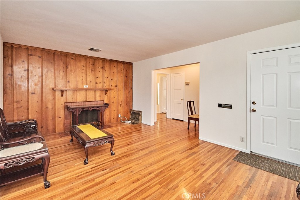 1404 Violeta Drive Property Photo 17