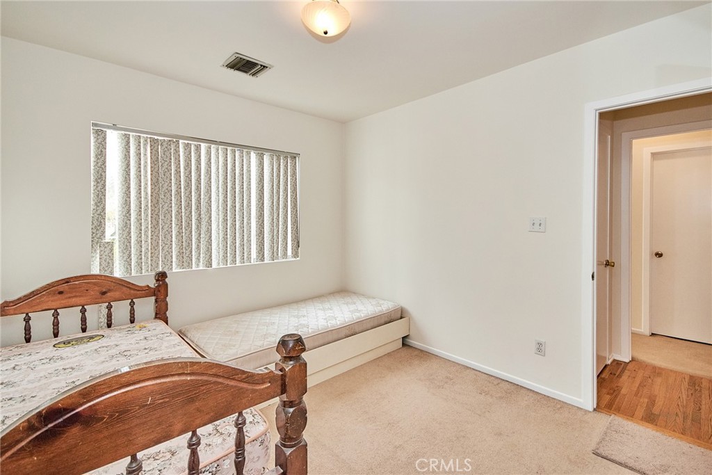1404 Violeta Drive Property Photo 27