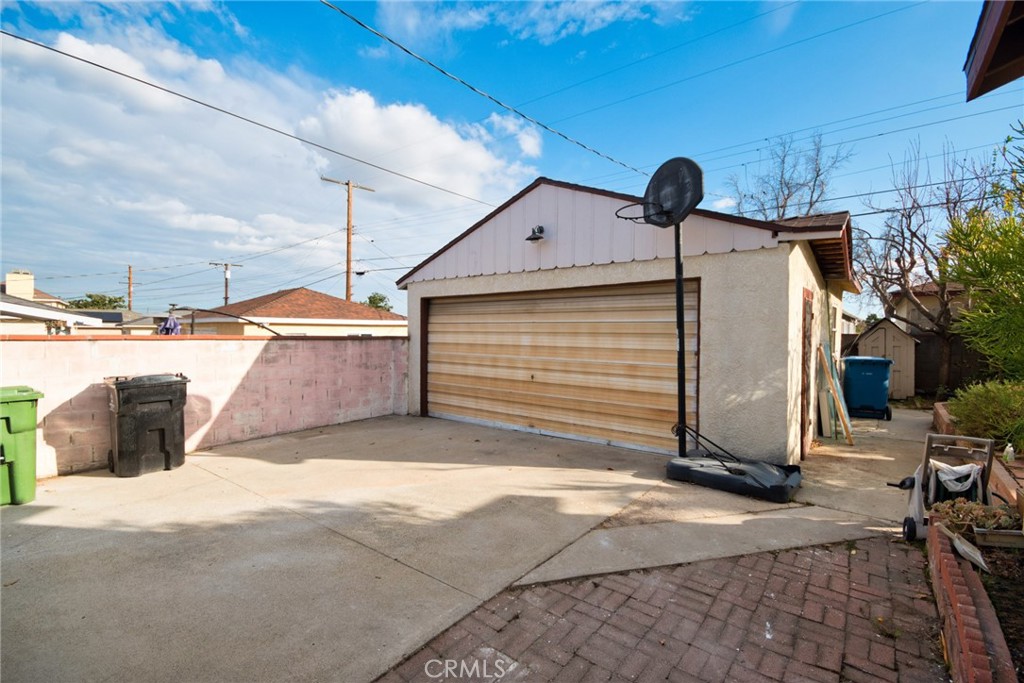 1404 Violeta Drive Property Photo 40