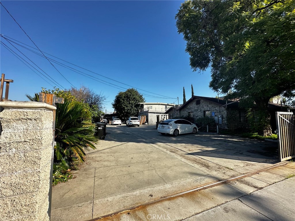 5040 Heintz Street Property Photo 2