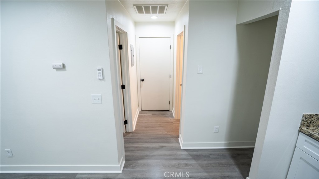 355 N Orange Avenue Property Photo 5