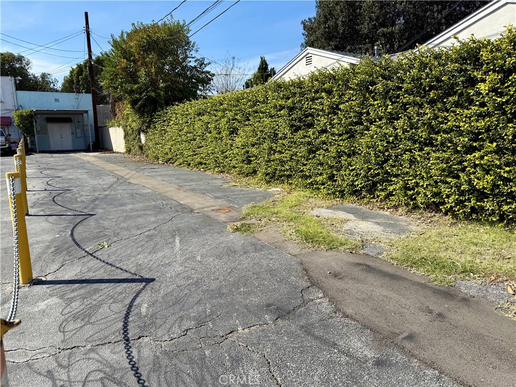5952 Temple City Boulevard Property Photo 10