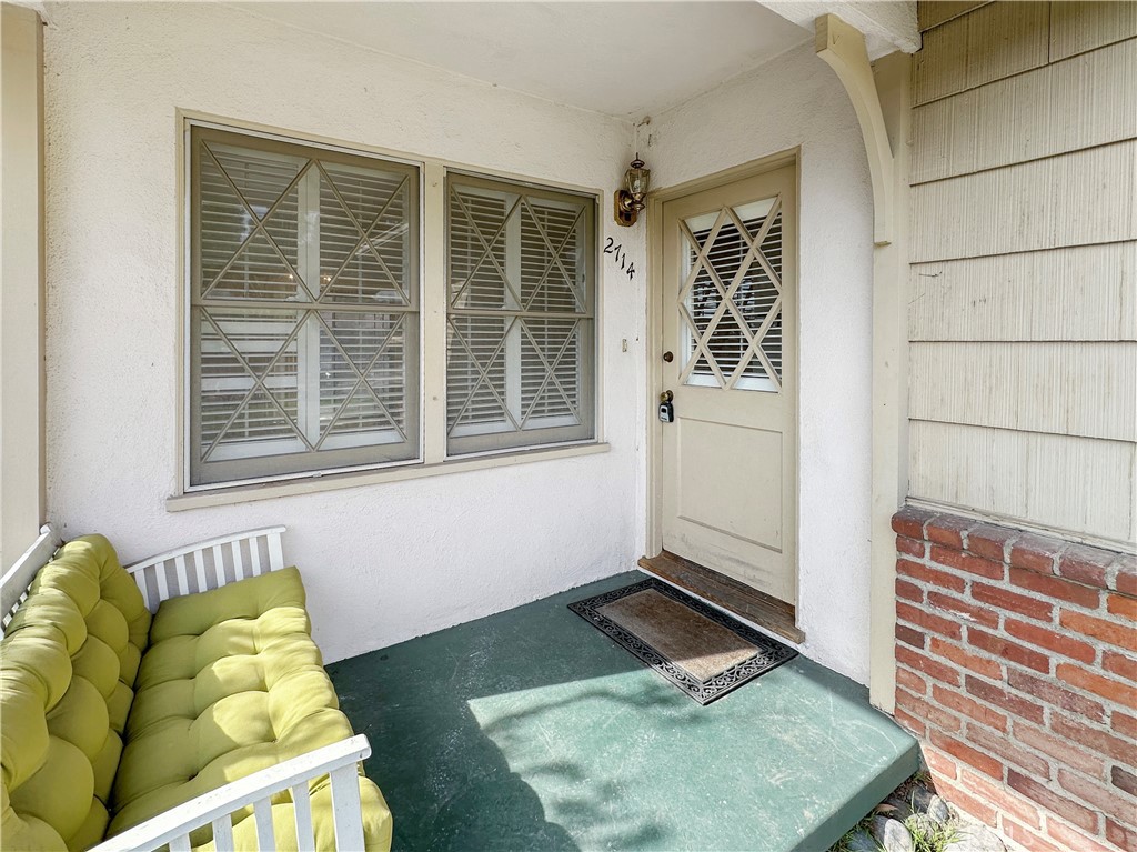 2714 Lompoc Street Property Photo 5