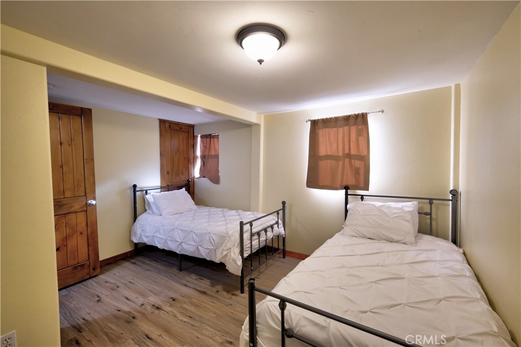 29251 Lake Brook Avenue Property Photo 26