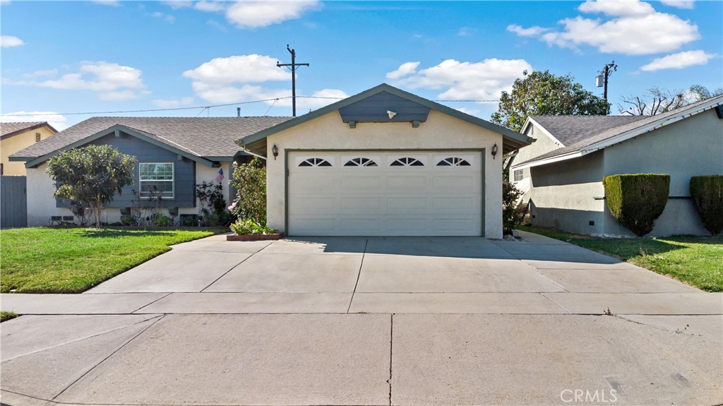 4315 N Shadydale Ave Property Photo