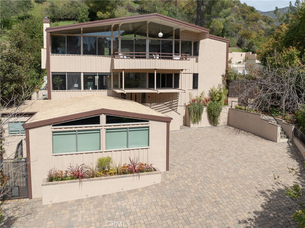 5210 Jessen Dr Property Photo