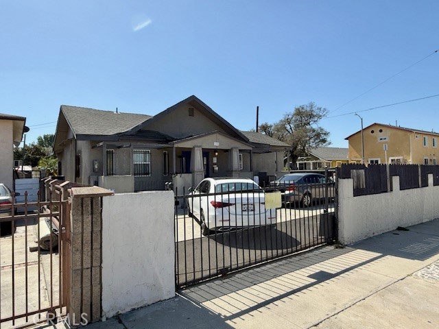 1238 W 35th Street Property Photo 5