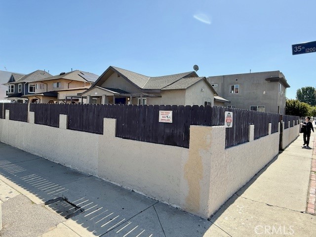 1238 W 35th Street Property Photo 6