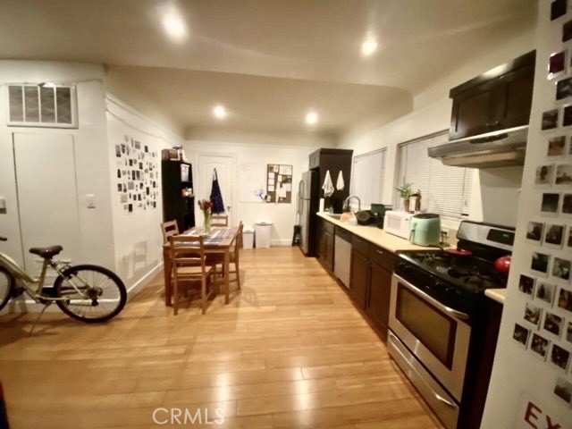 1238 W 35th Street Property Photo 14
