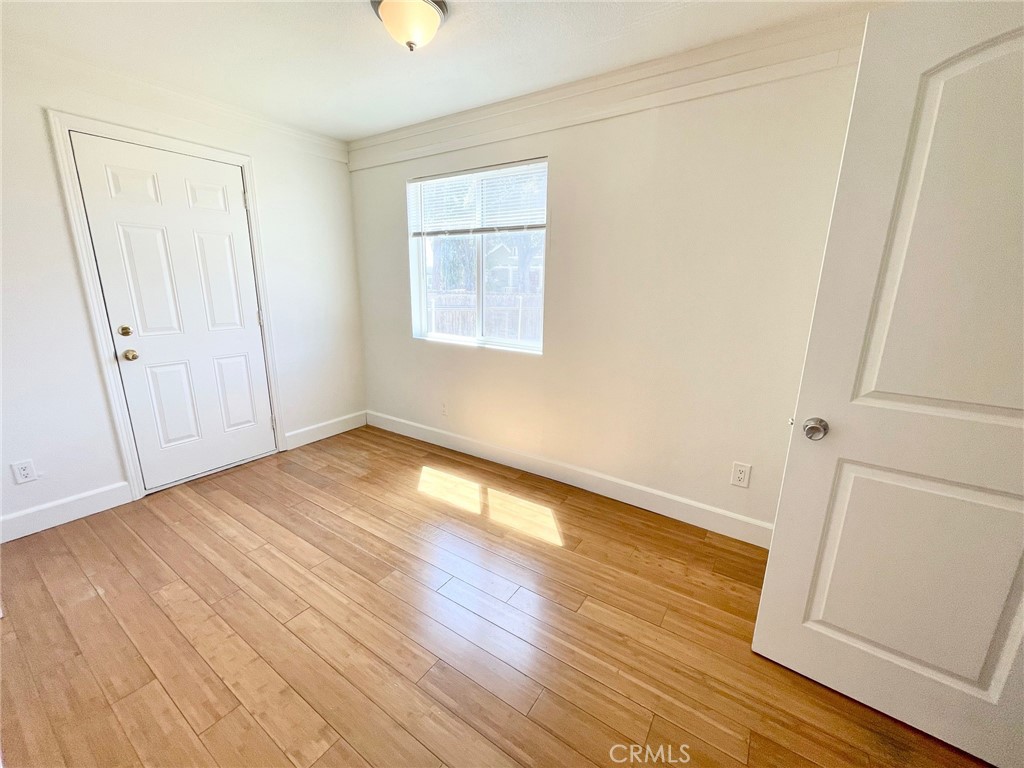 1238 W 35th Street Property Photo 21